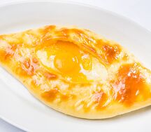 Хачапури по-аджарски