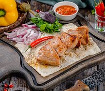 Шашлык из cвинoй шейки