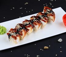 Суши с угрем