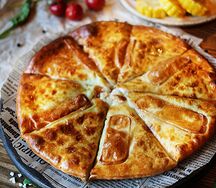 Хачапури с копченым сулугуни    