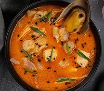 Том ям с креветками