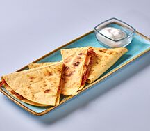 Кесадилья с курицей