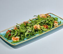 Рукола с креветками