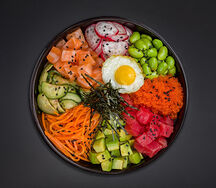 Поке с лососем и тунцом Еллоуфин