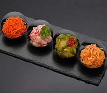 Ассорти салатов по-корейски