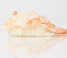 Суши с тигровой креветкой