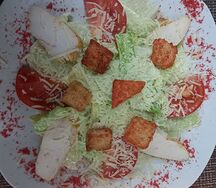 Цезарь с курицей