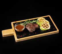 Медальоны из говядины