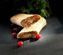 С брусникой и мягким сыром
