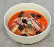 Солянка мясная