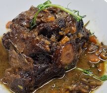 Бычьи хвосты в соусе 