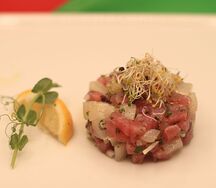 Дуо тартар из тунца и гребешка