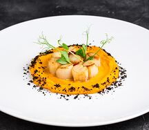 Гребешки гриль и тыквенное парматье