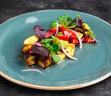 Салат с копченой масляной рыбой