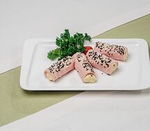Рулет с ветчиной и сыром