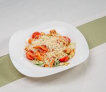 Салат Цезарь с семгой