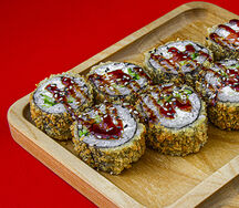 Ролл в темпуре Лосось