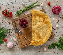 Чебурек с вишней