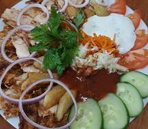 Шаверма на тарелке