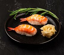 Суши с креветкой