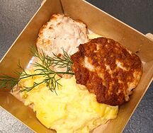 Пюре картофельное с котлетой