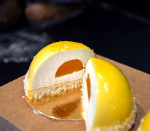 Пирожное манго маракуйя