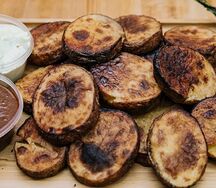 Картофель, обжаренный на мангале