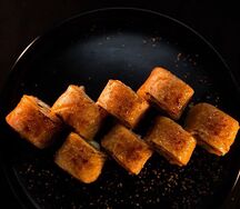 Ролл Карамельный лосось