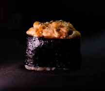 Суши в спайси с тунцом