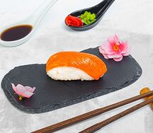 Суши Лосось