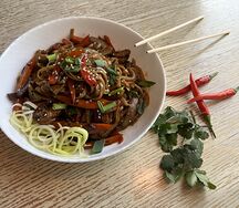 Рис по-сычуаньски с овощами