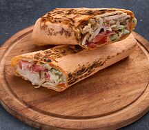 Шаверма в сырном лаваше