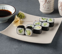 Мини ролл с огурцом