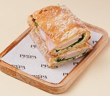 Խոզապուխտով չիաբատտա