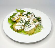 Картофель отварной со сметаной
