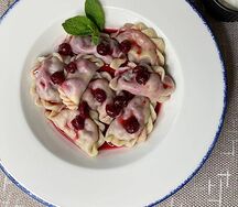 Вареники с вишней
