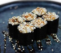 Ролл с угрем