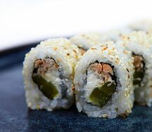 Ролл Такузи