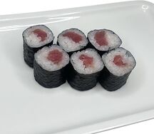 Мини-ролл с тунцом