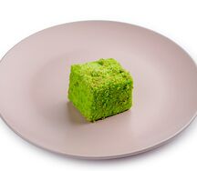 Птичка Фисташковая