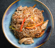 Стекляная лапша с курицей