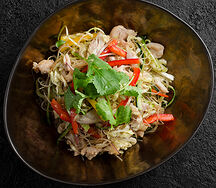 Салат с лапшой и курицей