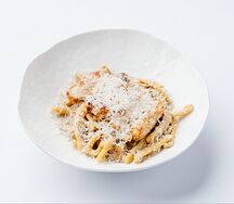 Казаречче с куриным филе бедра и белыми грибами