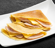 Блины с ветчиной и сыром