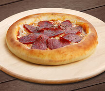 Пицца Салями 22 см на классическом тесте