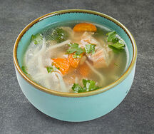 Супчик куриный с лапшой