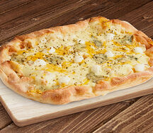 Пицца Кон Формаджио