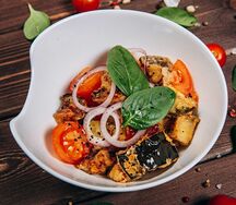 Салат Тёплый с шампиньонами