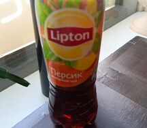 Холодный чай Lipton Персик