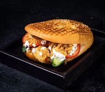 Донер в булке с говядиной 